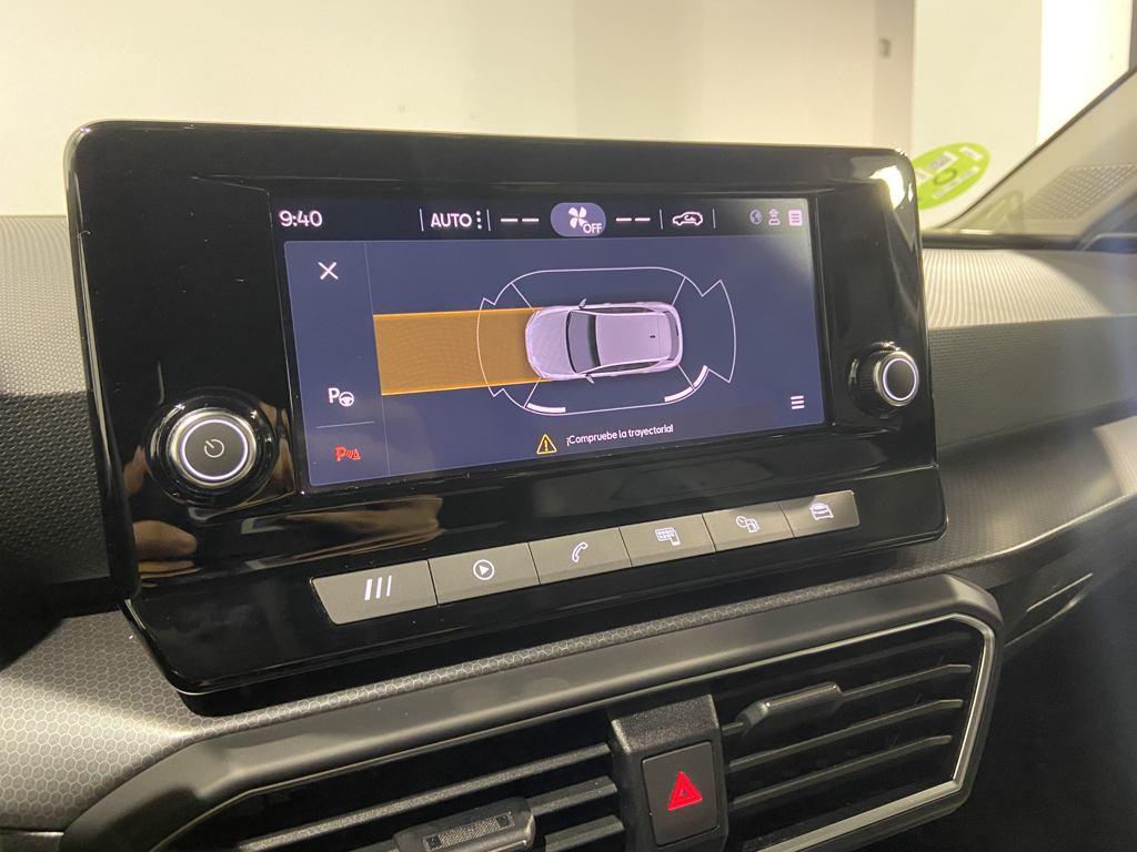 SEAT León 1.5 eTSI Style 25 Aniversario DSG 85 kW (116 CV) - 9