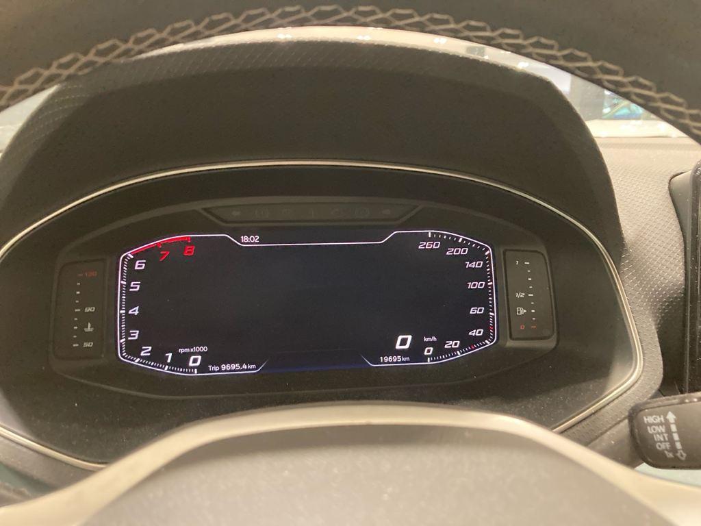 SEAT Arona 1.0 TSI Xperience Plus 81 kW (110 CV) - 10