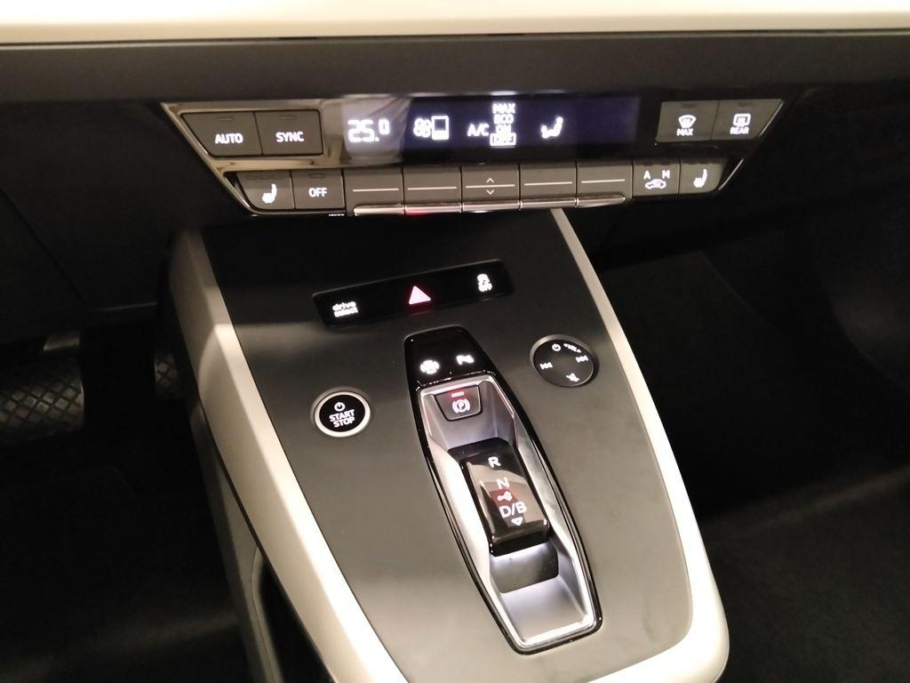 Audi Q4 e-tron Advanced 40 e-tron 150 kW (204 CV) - 16