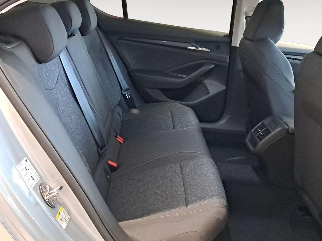 Skoda Superb 1.5 TSI m-HEV Essence DSG 110 kW (150 CV) - 5