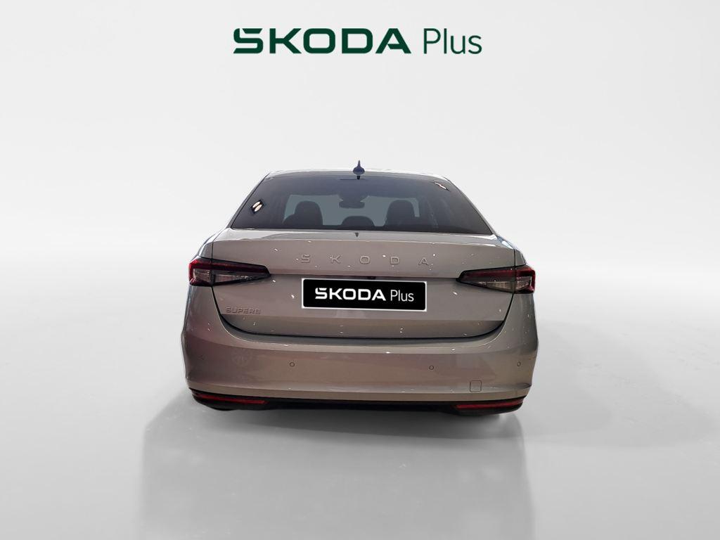 Skoda Superb 1.5 TSI m-HEV Essence DSG 110 kW (150 CV) - 10