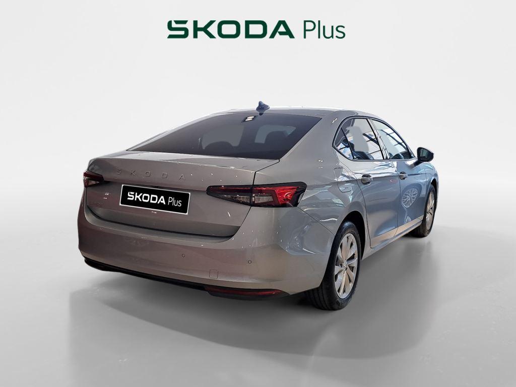 Skoda Superb 1.5 TSI m-HEV Essence DSG 110 kW (150 CV) - 13