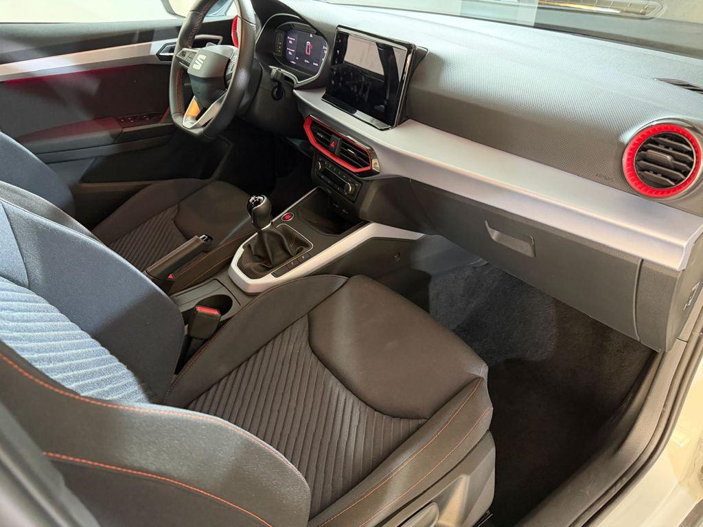 SEAT Arona 1.0 TSI FR Special Edition 85 kW (115 CV) - 4