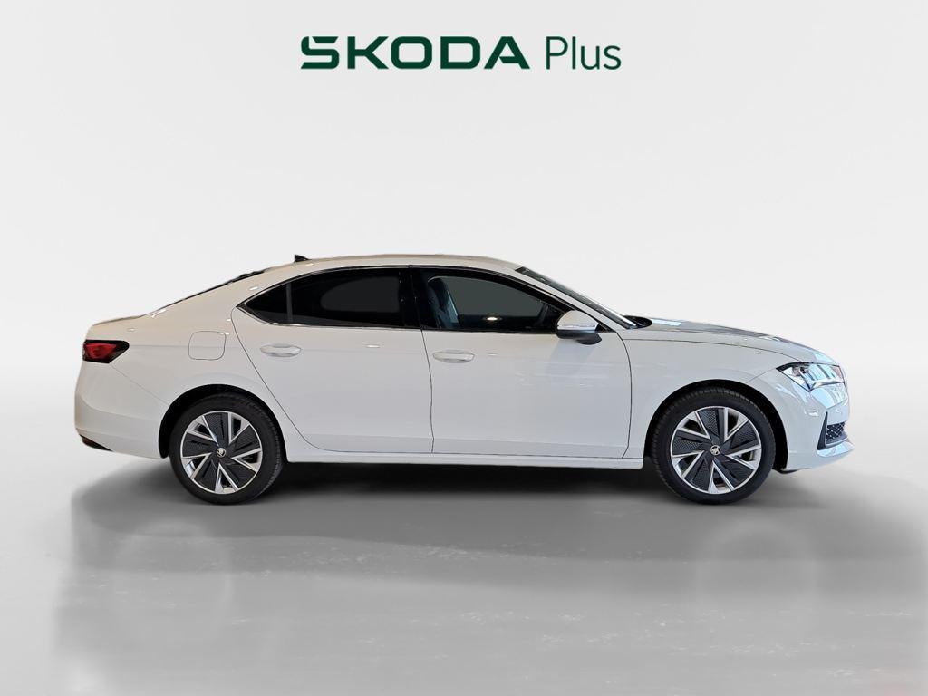 Skoda Superb 1.5 TSI m-HEV Selection DSG 110 kW (150 CV) - 2