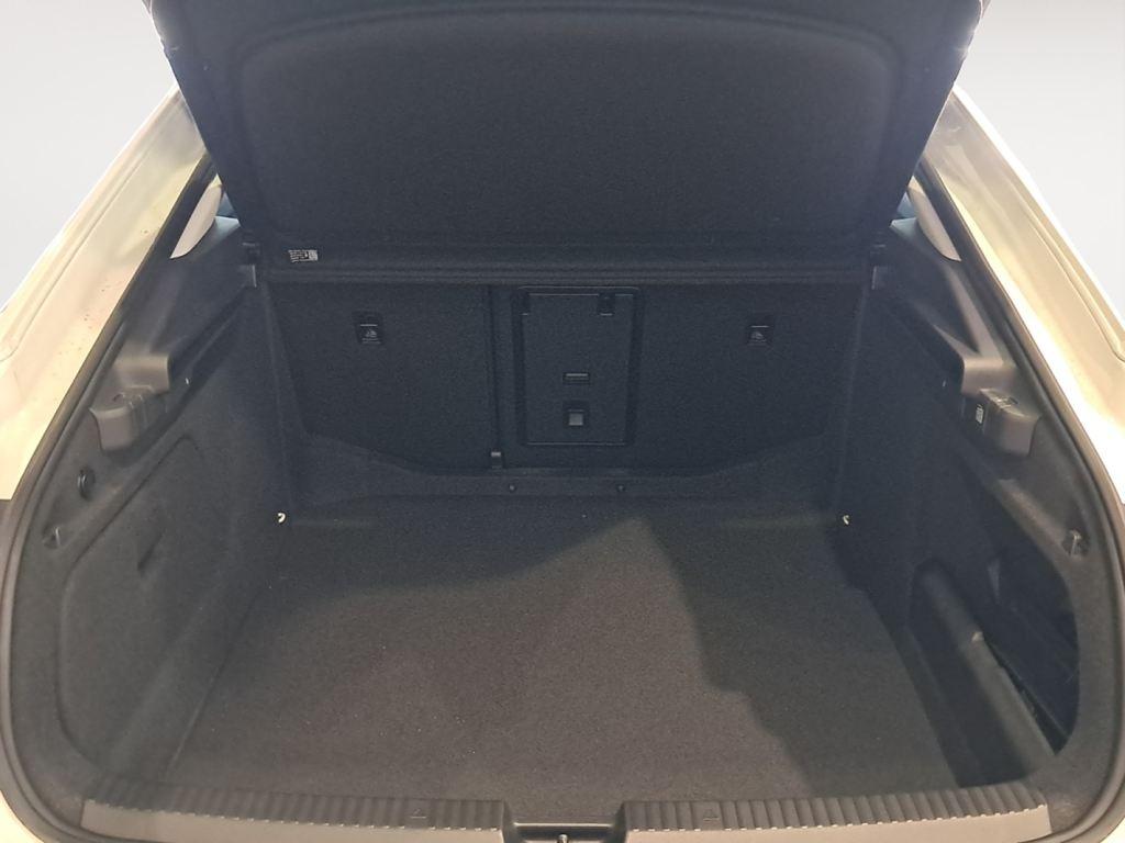 Skoda Superb 1.5 TSI m-HEV Selection DSG 110 kW (150 CV) - 6