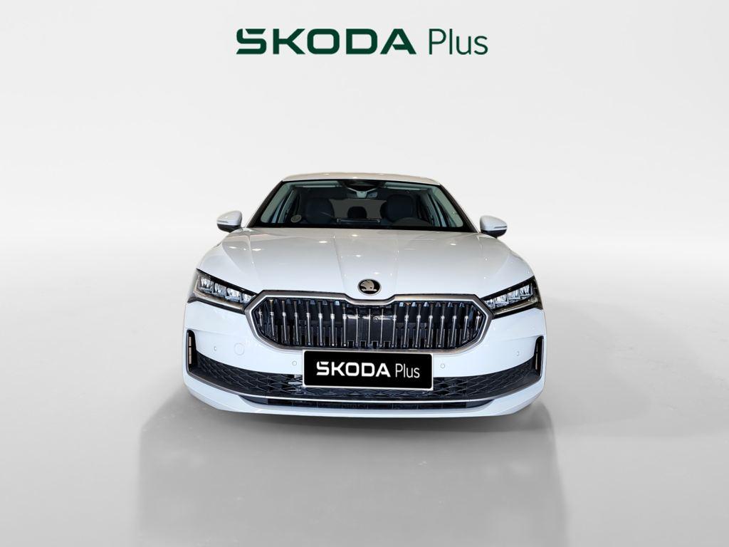 Skoda Superb 1.5 TSI m-HEV Selection DSG 110 kW (150 CV) - 11
