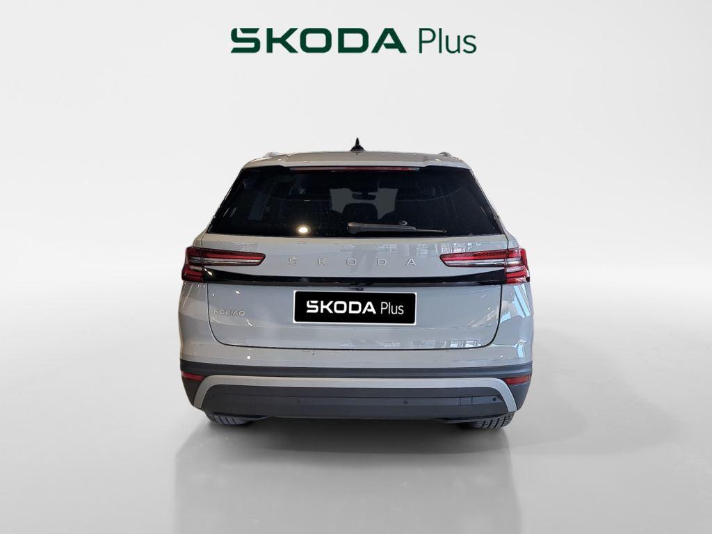 Skoda Kodiaq 1.5 TSI m-HEV Selection DSG 110 kW (150 CV) - 10