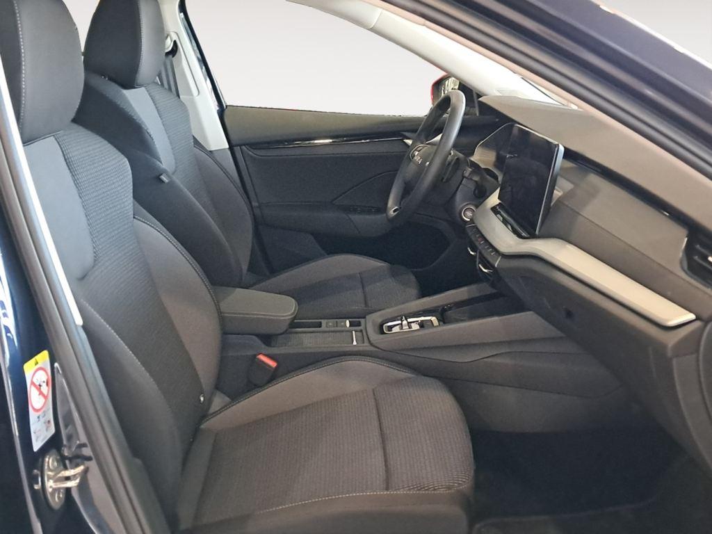 Skoda Octavia 1.5 TSI m-HEV Selection DSG 110 kW (150 CV) - 4