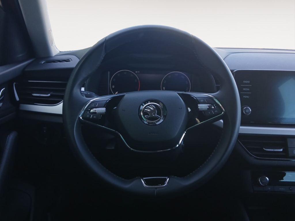 Skoda Kamiq 1.0 TSI Ambition 81 kW (110 CV) - 8