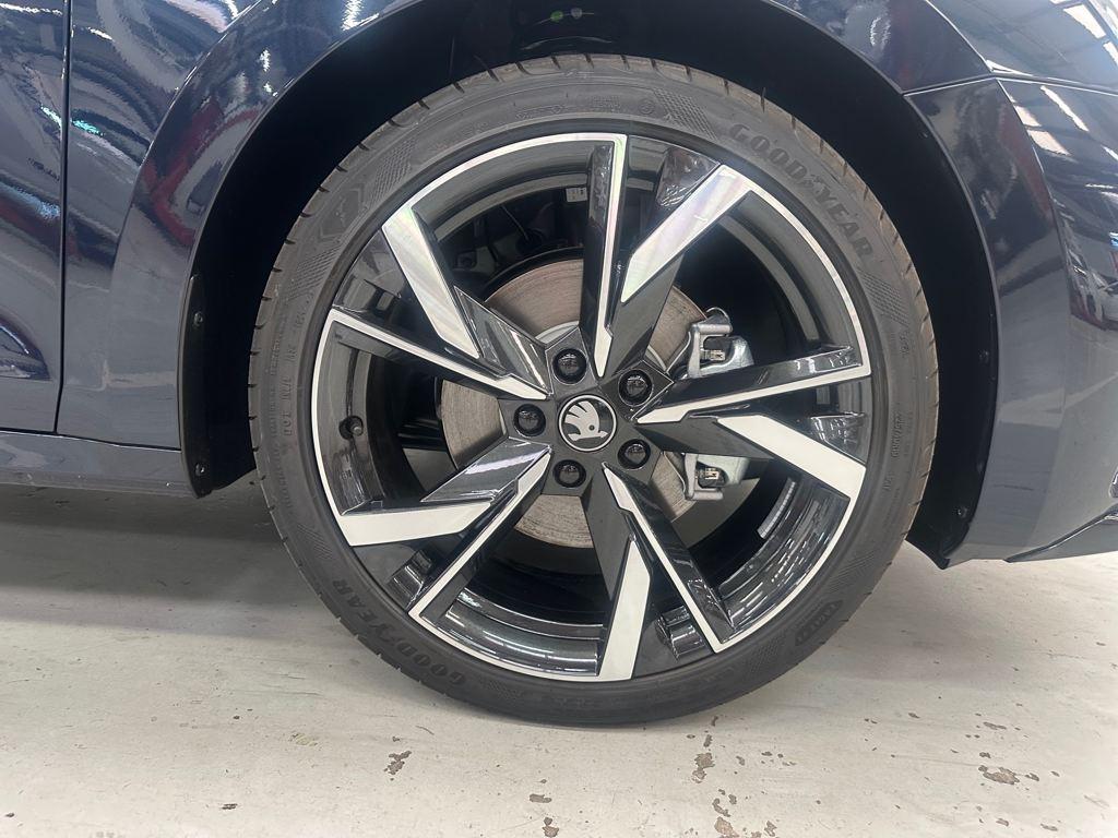 Skoda Octavia Combi 1.5 TSI m-HEV Sportline DSG 110 kW (150 CV) - 7