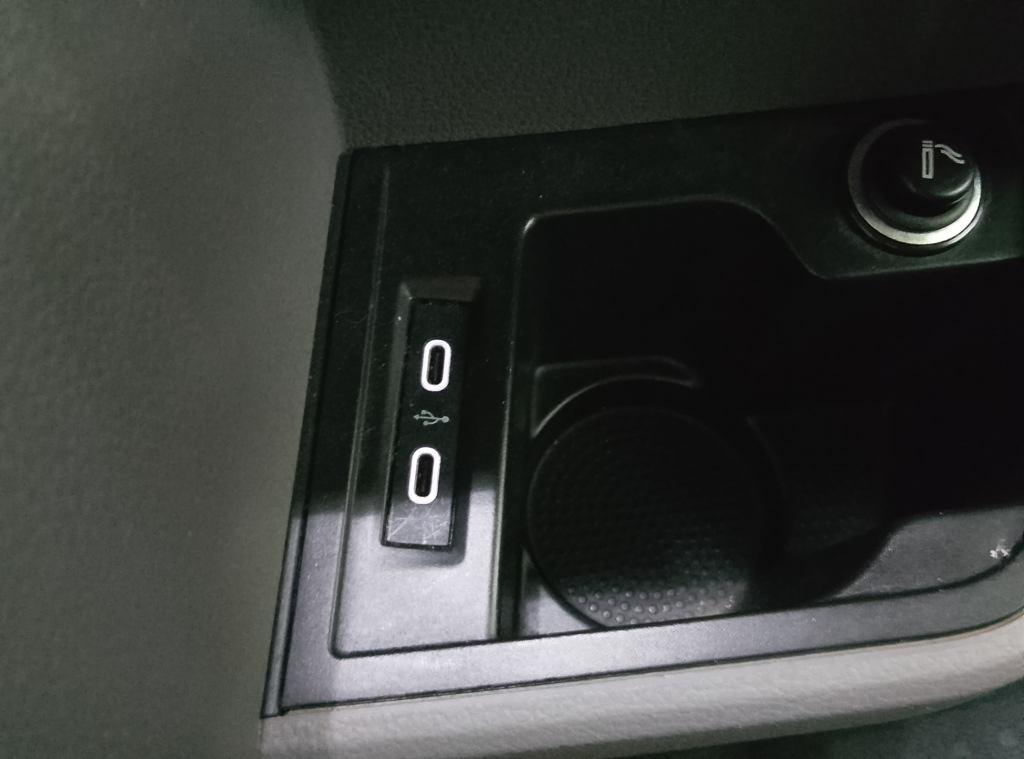 Volkswagen Transporter Furgon Batalla Larga TN 2.0 TDI 81 kW (110 CV) - 15