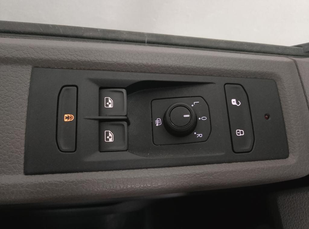 Volkswagen Caravelle Origin Batalla Corta 2.0 TDI BMT 110 kW (150 CV) DSG - 18