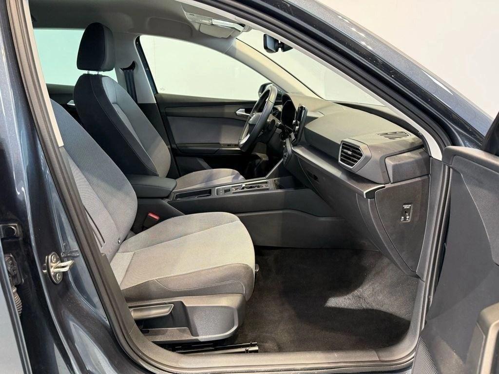 SEAT León 1.5 TSI S&S Style 25 Aniversario 85 kW (116 CV) - 4
