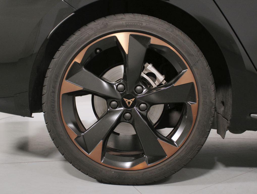 CUPRA Leon Sportstourer 1.5 eTSI DSG 110 kW (150 CV) - 7