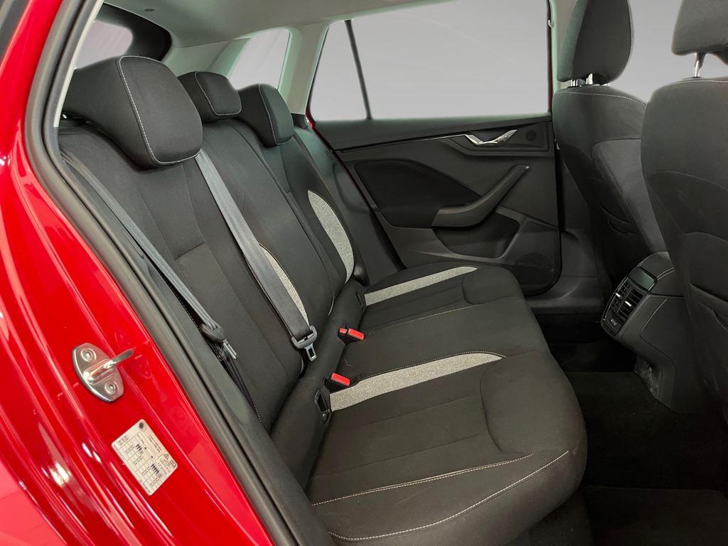 Skoda Kamiq 1.0 TSI Selection 85 kW (115 CV) - 5