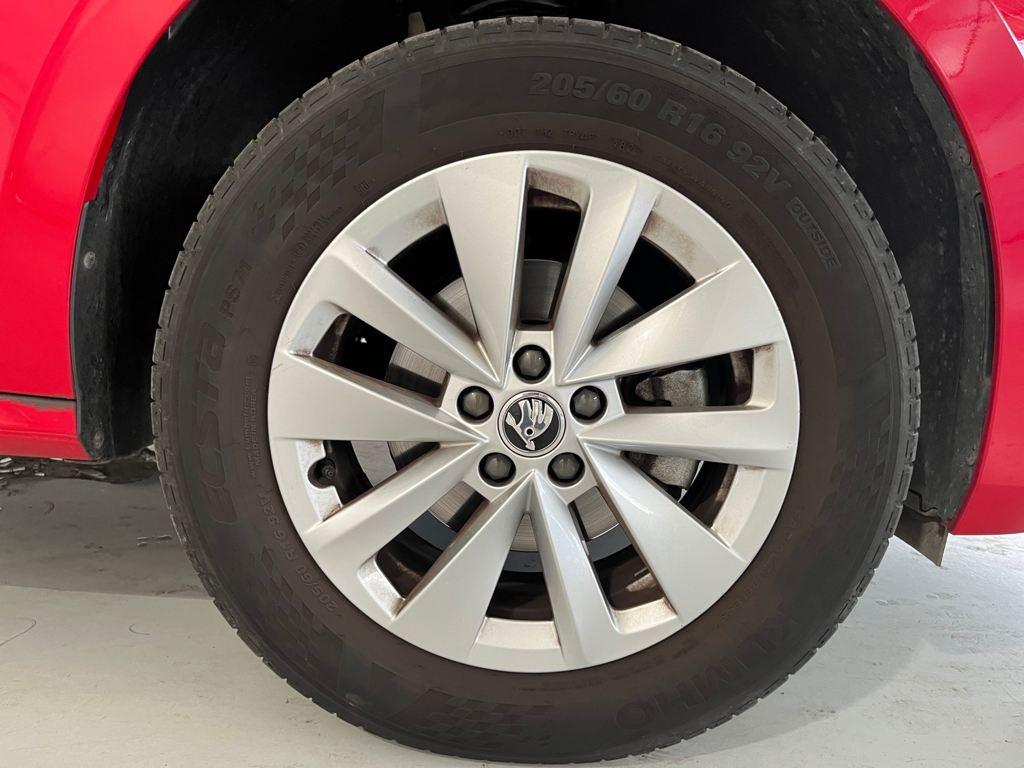 Skoda Kamiq 1.0 TSI Selection 85 kW (115 CV) - 7