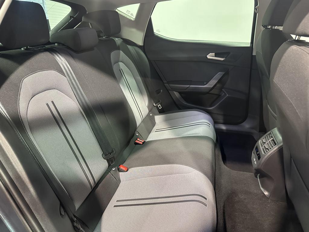 SEAT León 1.5 TSI S&S Style 25 Aniversario 85 kW (116 CV) - 5
