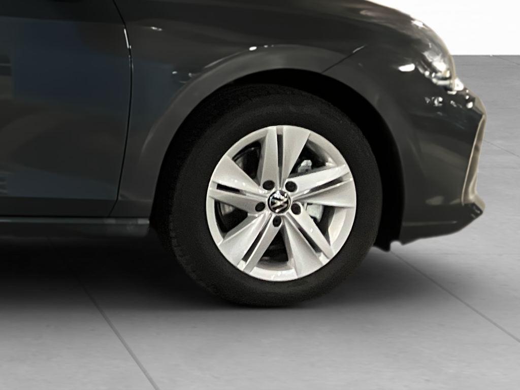 Volkswagen Golf Variant Life 1.5 eTSI 85 kW (116 CV) DSG - 7