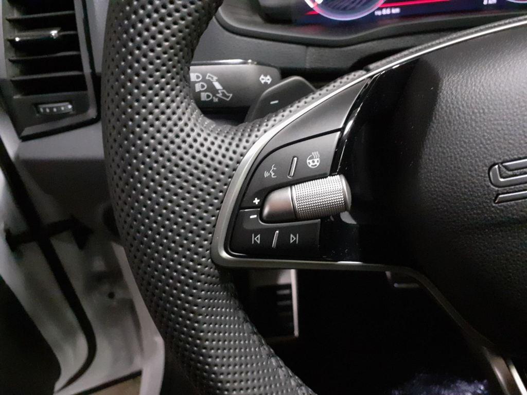 Skoda Karoq 1.5 TSI ACT Sportline DSG 110 kW (150 CV) - 8