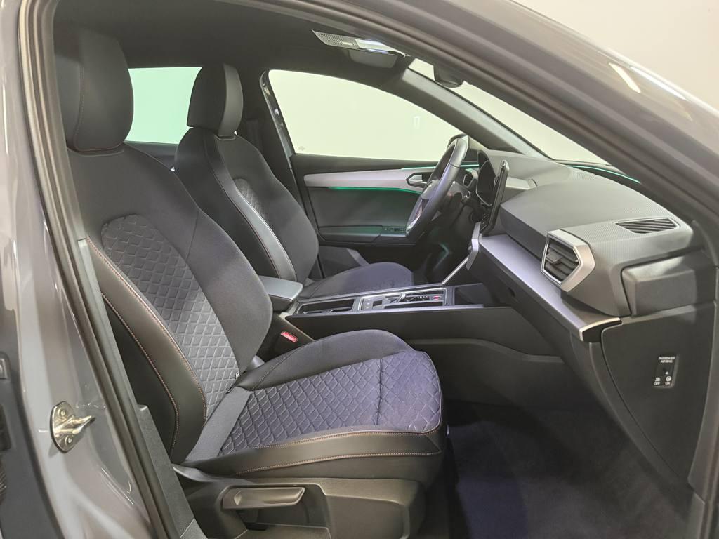 SEAT León 1.5 TSI e-Hybrid FR XM DSG 150 kW (204 CV) - 4