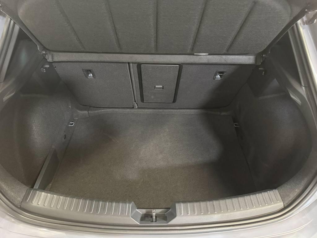 SEAT León 1.5 TSI e-Hybrid FR XM DSG 150 kW (204 CV) - 6