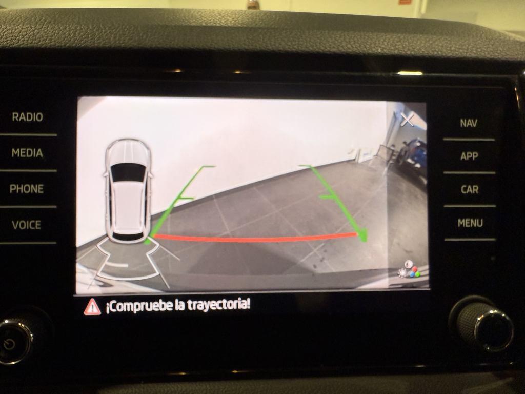 Skoda Karoq 1.0 TSI Ambition 85 kW (115 CV) - 9