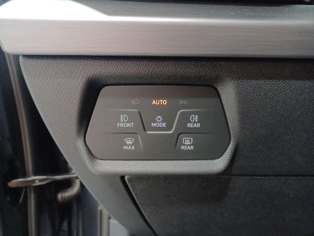 SEAT León 1.5 TSI e-Hybrid FR XM DSG 150 kW (204 CV) - 16