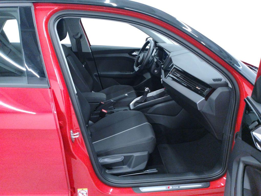 Audi A1 Sportback Adrenalin edition 30 TFSI 81 kW (110 CV) S tronic - 4