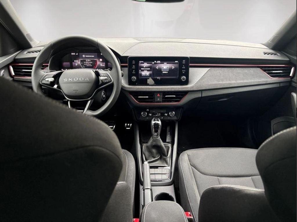 Skoda Kamiq 1.0 TSI Design DSG 85 kW (115 CV) - 3