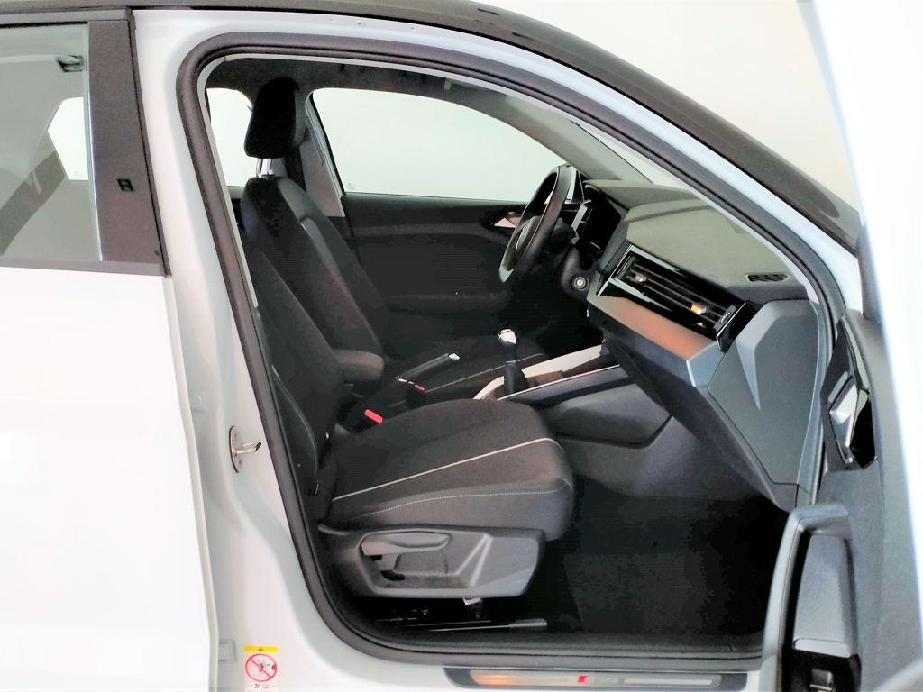 Audi A1 Sportback Adrenalin 25 TFSI 70 kW (95 CV) - 4