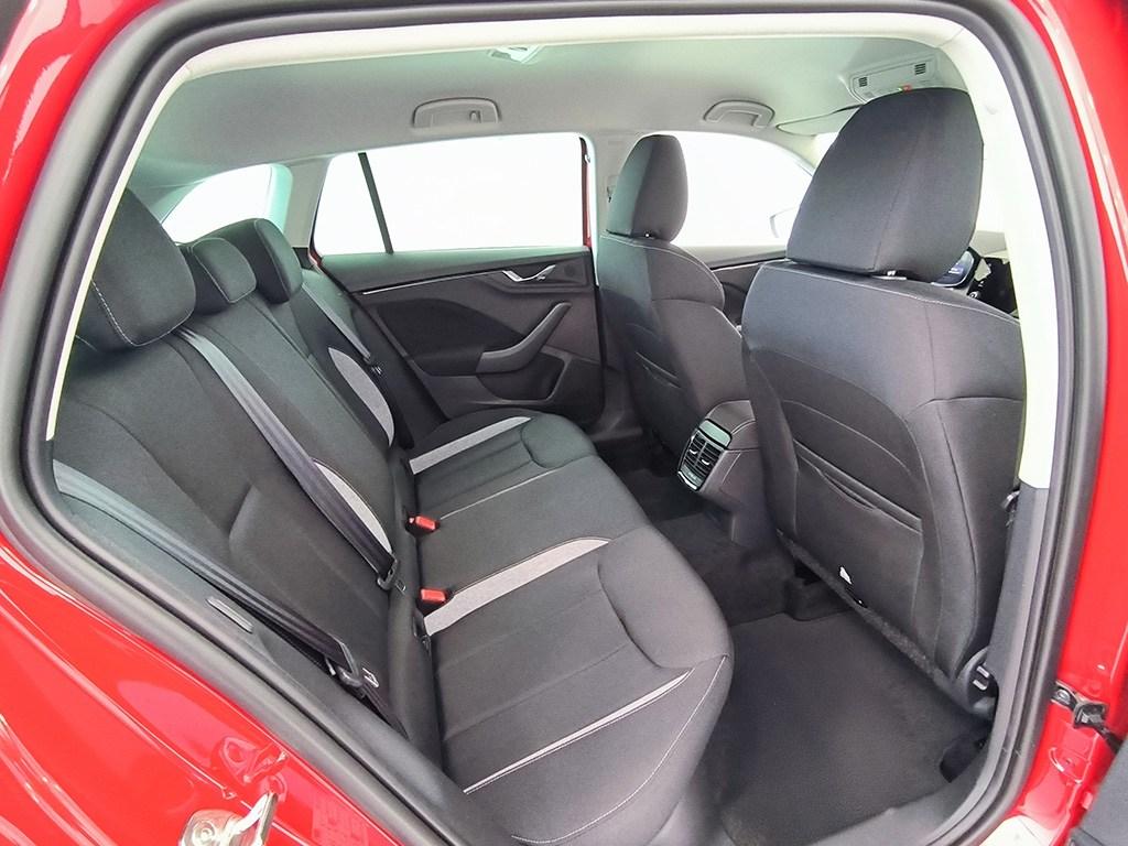 Skoda Scala 1.0 TSI Selection DSG 85 kW (115 CV) - 5