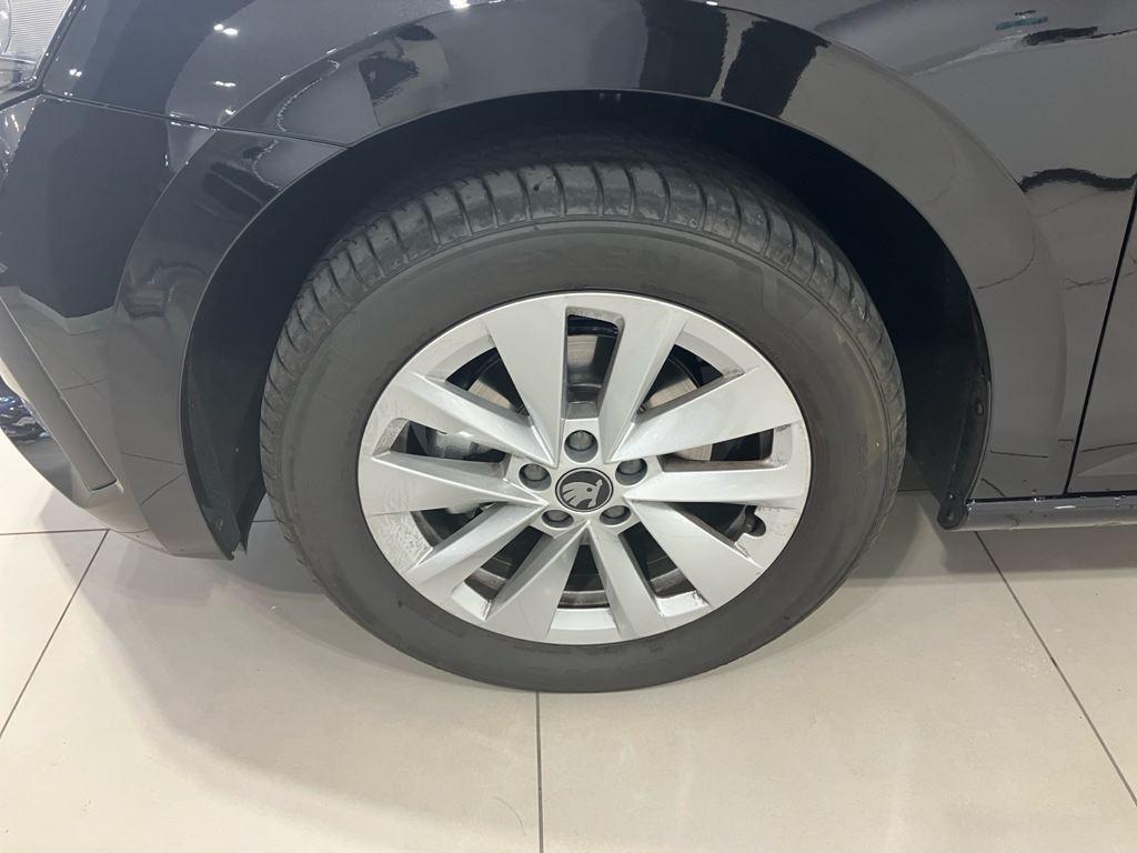 Skoda Scala 1.0 TSI Selection DSG 85 kW (115 CV) - 7