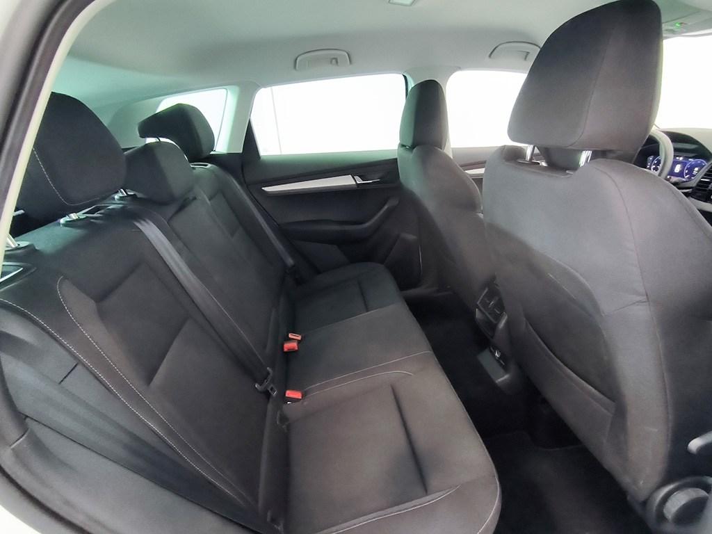 Skoda Karoq 1.5 TSI ACT Selection DSG 110 kW (150 CV) - 5