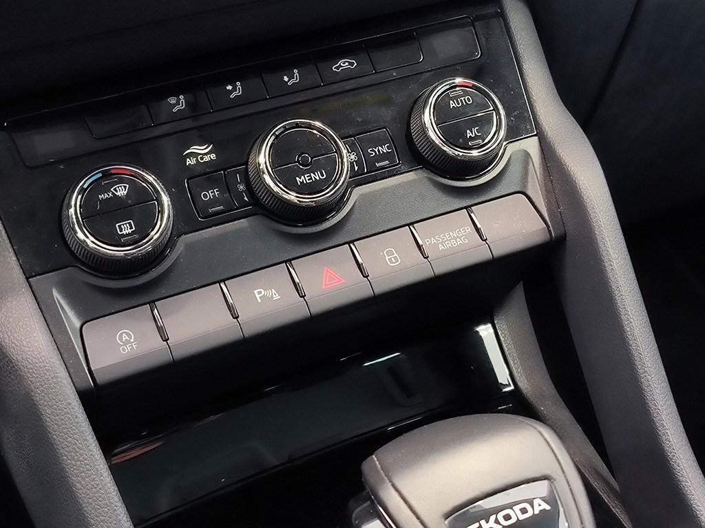 Skoda Karoq 1.5 TSI ACT Selection DSG 110 kW (150 CV) - 13