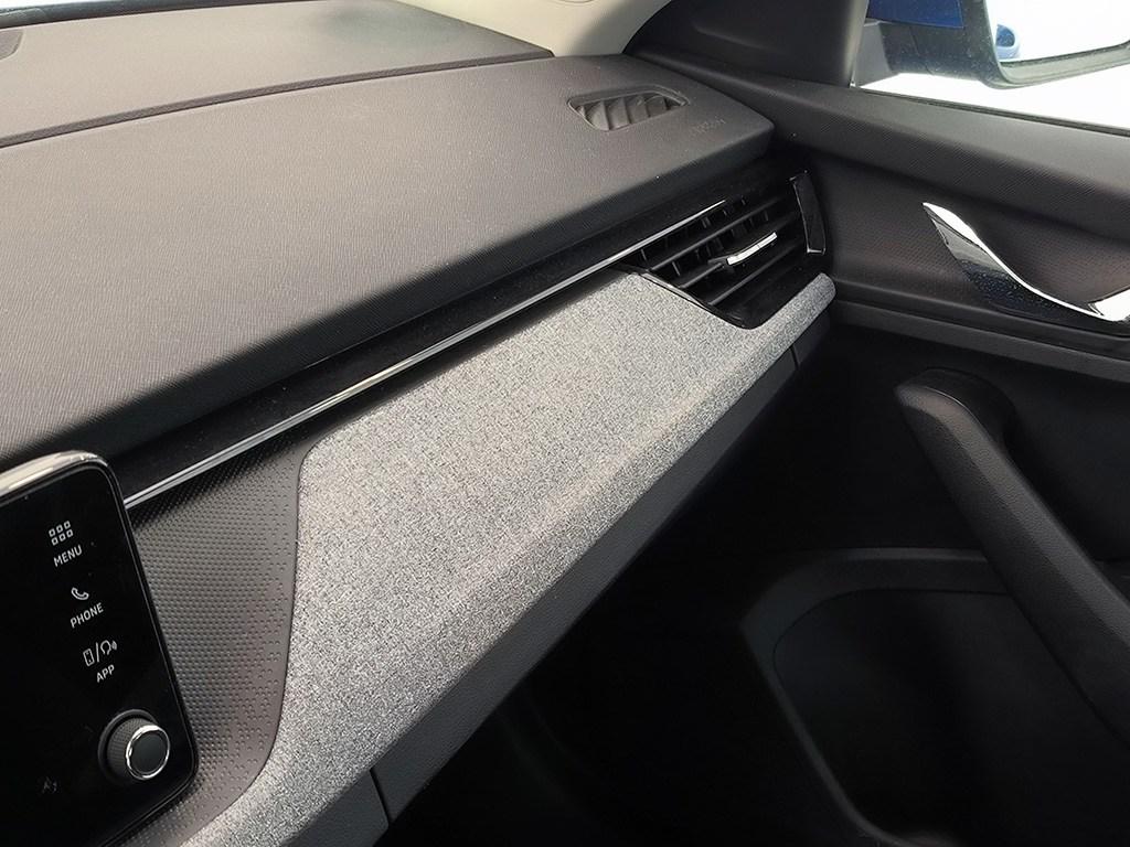 Skoda Kamiq 1.0 TSI Selection DSG 85 kW (115 CV) - 13