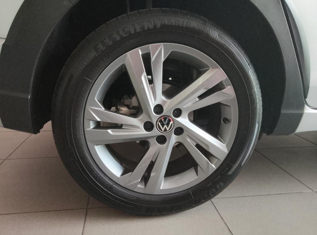 Volkswagen Taigo R-Line 1.0 TSI 85 kW (115 CV) DSG - 7