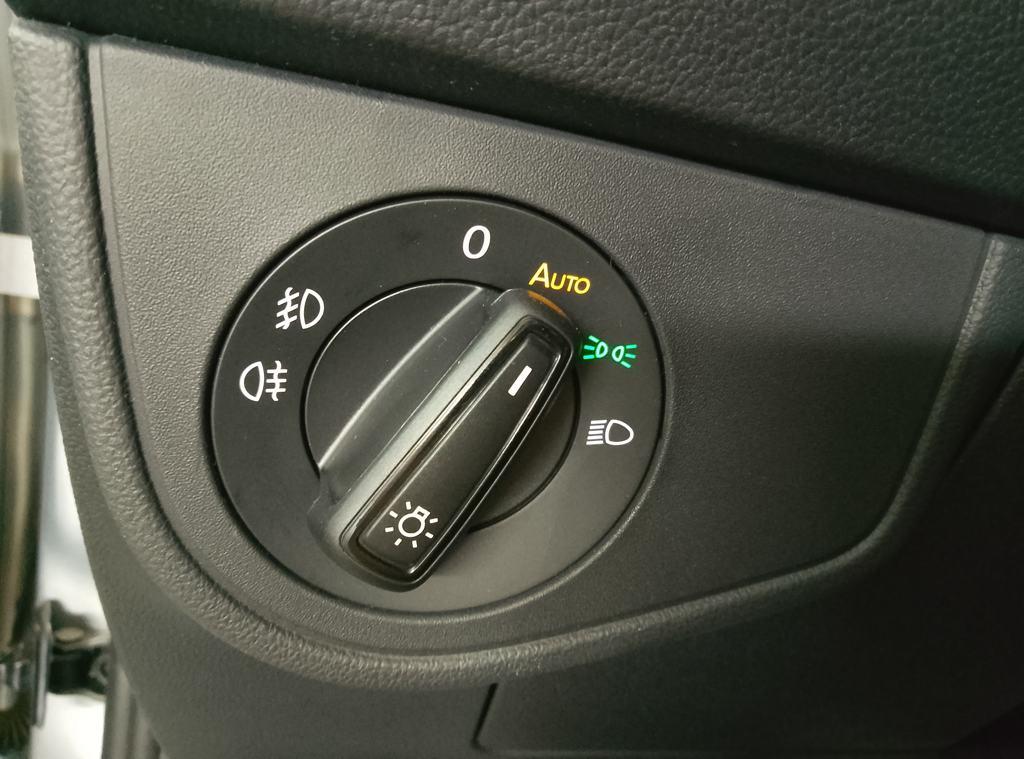 Volkswagen Taigo R-Line 1.0 TSI 85 kW (115 CV) DSG - 10