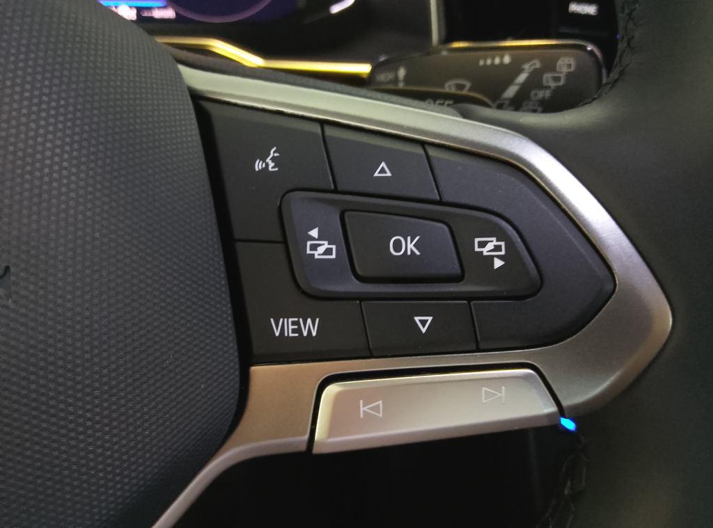 Volkswagen Taigo R-Line 1.0 TSI 85 kW (115 CV) DSG - 12