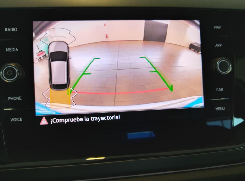 Volkswagen Taigo R-Line 1.0 TSI 85 kW (115 CV) DSG - 16