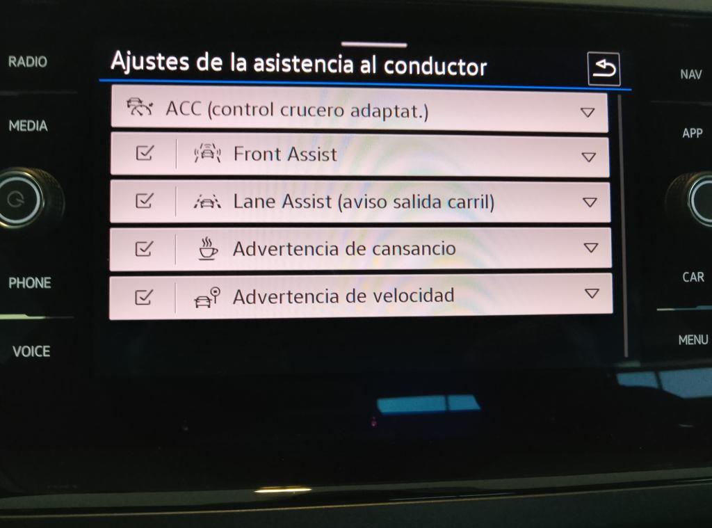 Volkswagen Taigo R-Line 1.0 TSI 85 kW (115 CV) DSG - 18