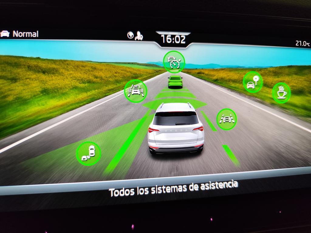 Skoda Karoq 2.0 TSI Sportline Plus 4X4 DSG 140 kW (190 CV) - 12