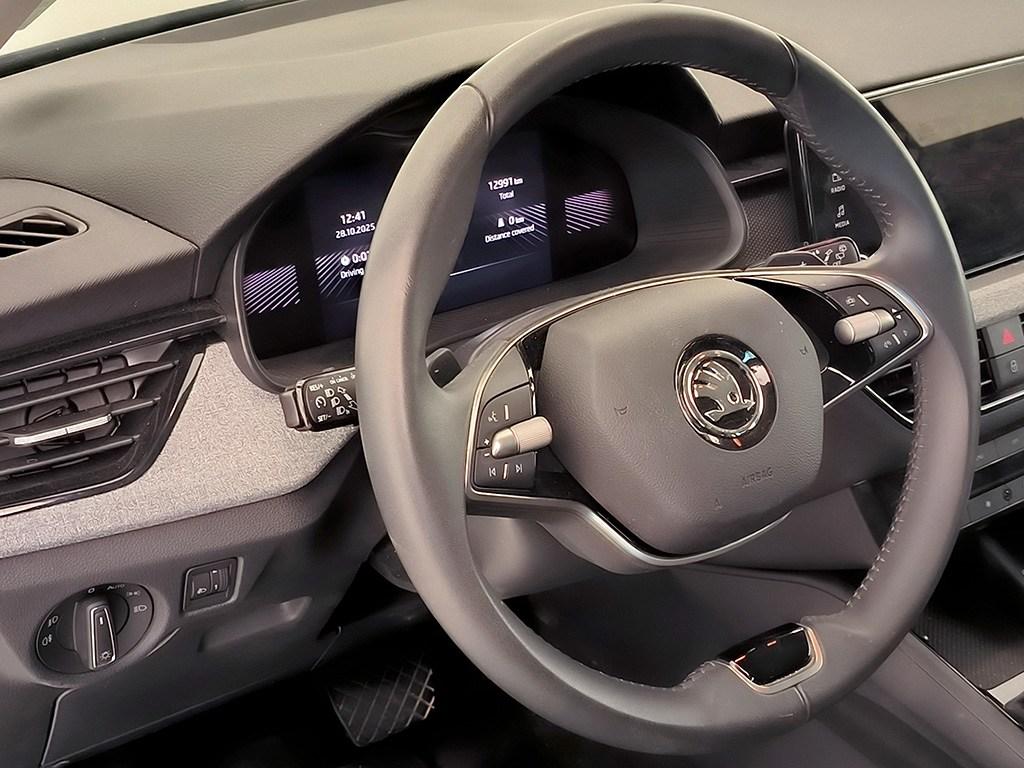 Skoda Kamiq 1.0 TSI Selection DSG 85 kW (115 CV) - 8