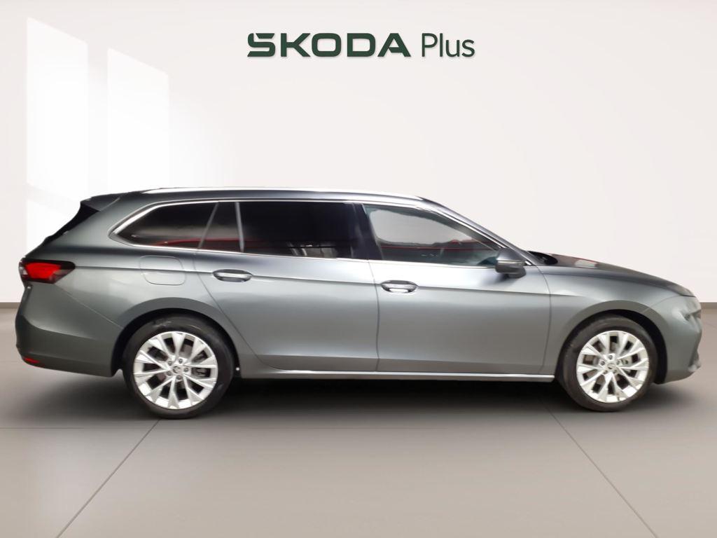 Skoda Superb Combi 2.0 TDI Selection DSG 110 kW (150 CV) - 2