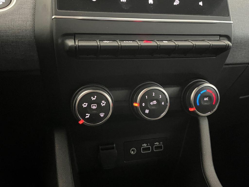 Renault Clio Evolution dCi 74 kW (100 CV) - 17