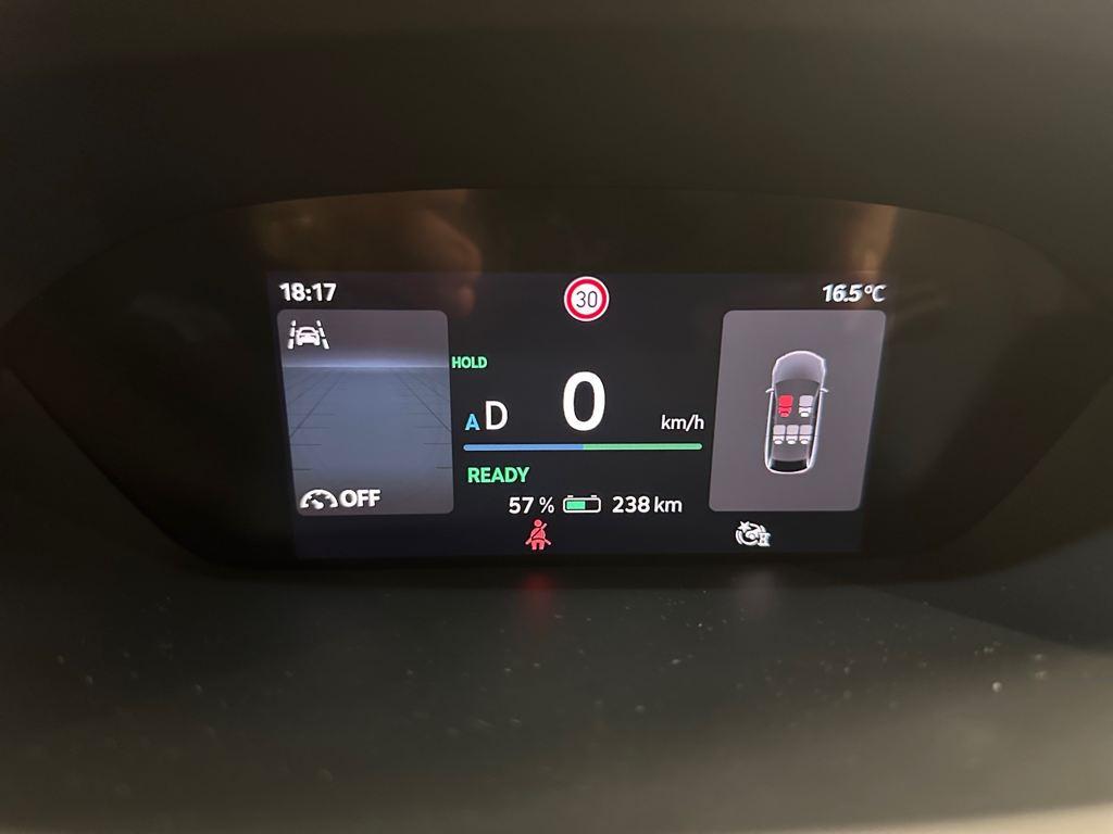 Skoda Elroq 60 63 kWh 150 kW (204 CV) - 12