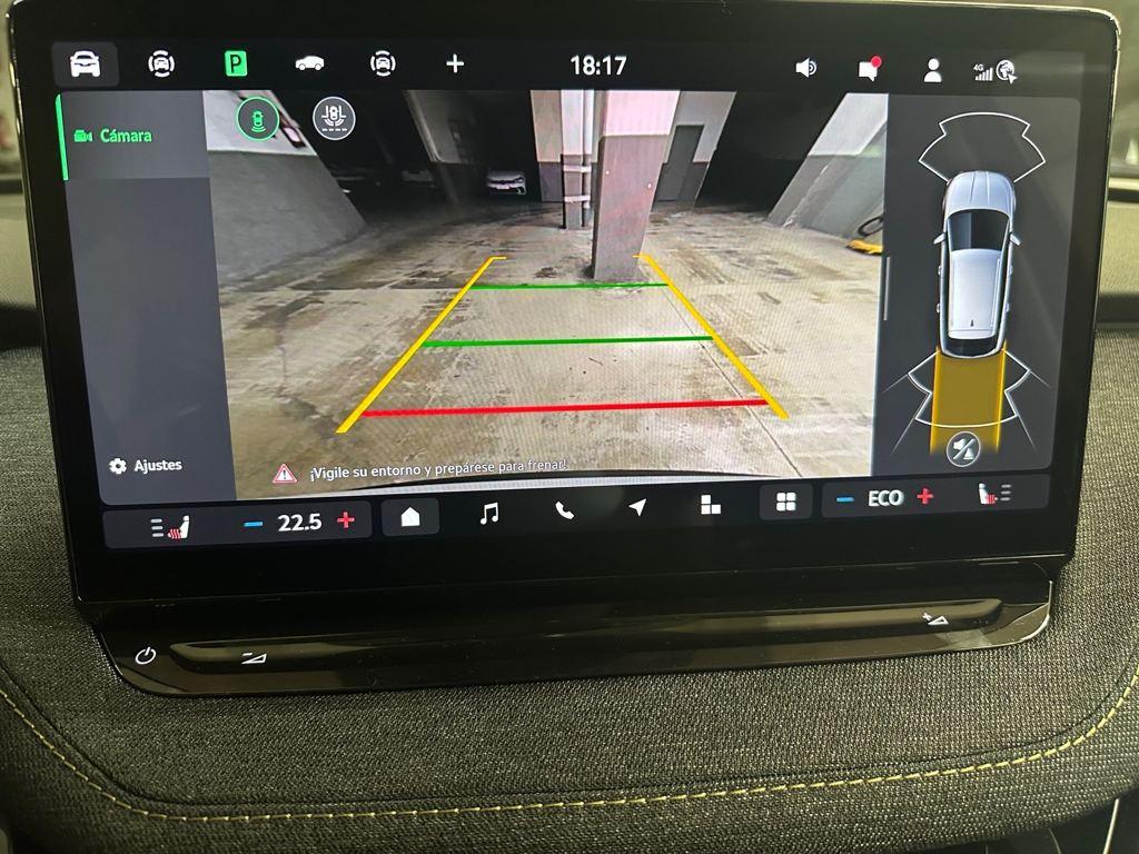 Skoda Elroq 60 63 kWh 150 kW (204 CV) - 13