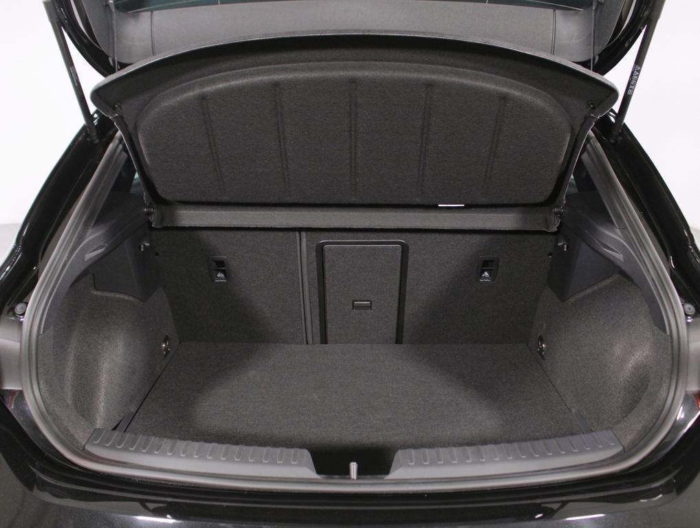 CUPRA León 1.5 TSI e-Hybrid 150 kW (204 CV) DSG - 6