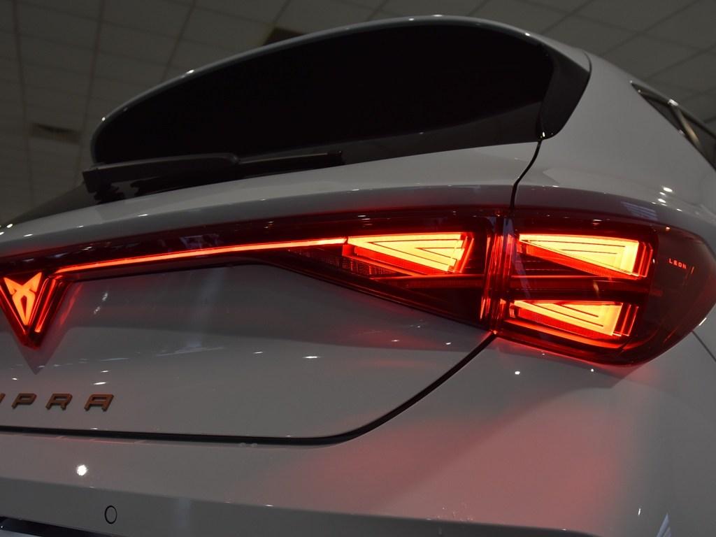 CUPRA León 1.5 eTSI DSG 110 kW (150 CV) - 19