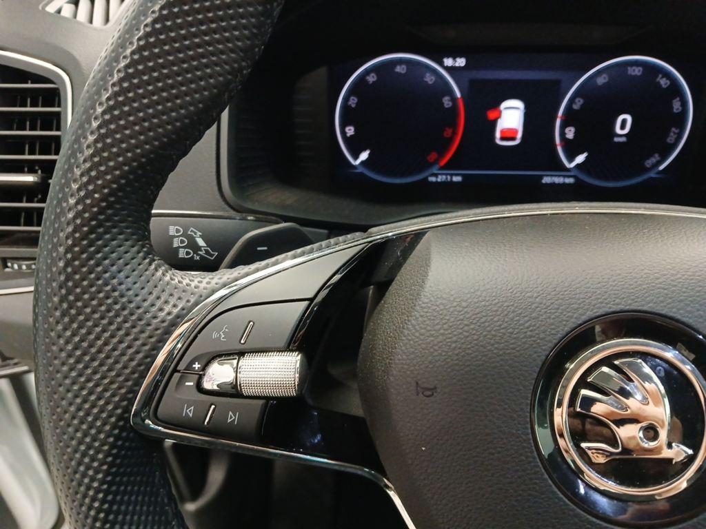 Skoda Karoq 1.5 TSI ACT Design DSG 110 kW (150 CV) - 8