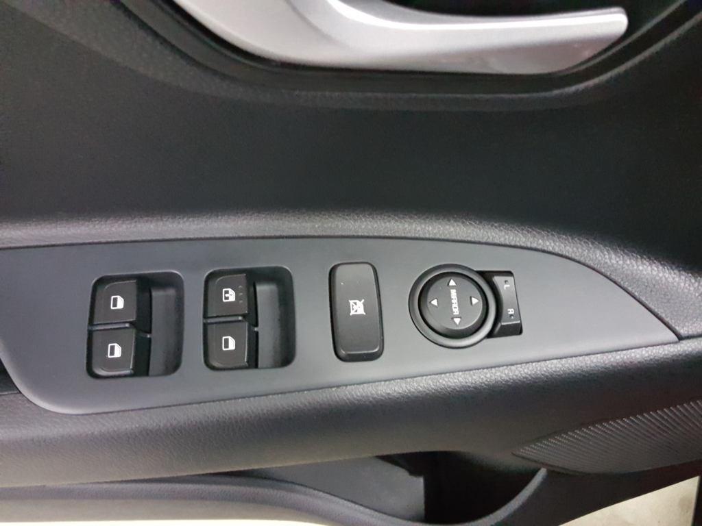 Kia Stonic 1.2 DPi Concept 58 kW (79 CV) - 10